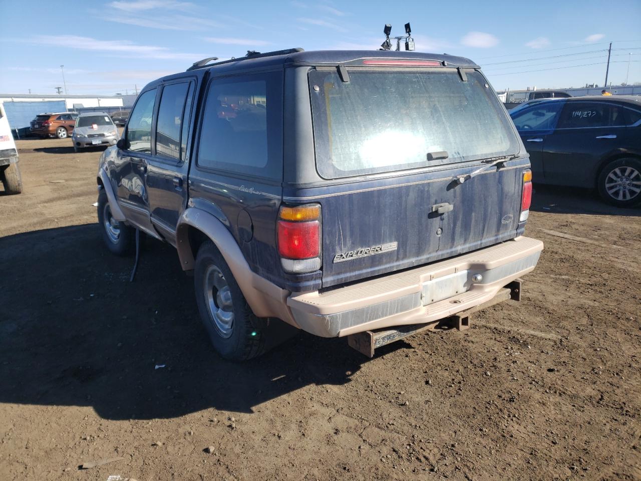 Photo 3 from auction – 1996 FORD EXPLORER with VIN 1FMDU34X7TZA63493