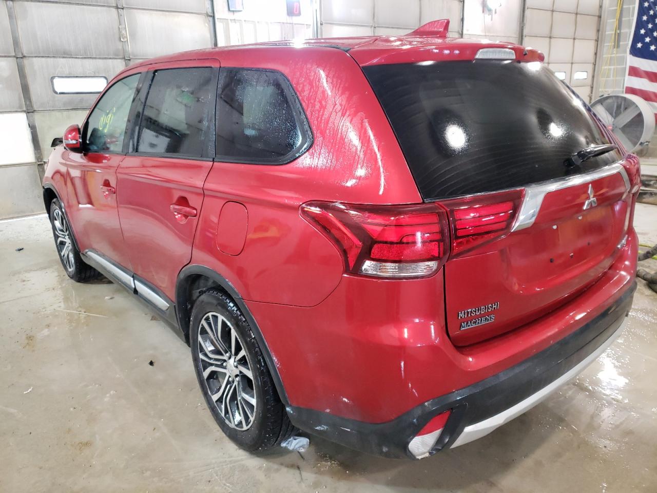 Photo 3 from auction – 2018 MITSUBISHI OUTLANDER with VIN JA4AD3A39JZ037459