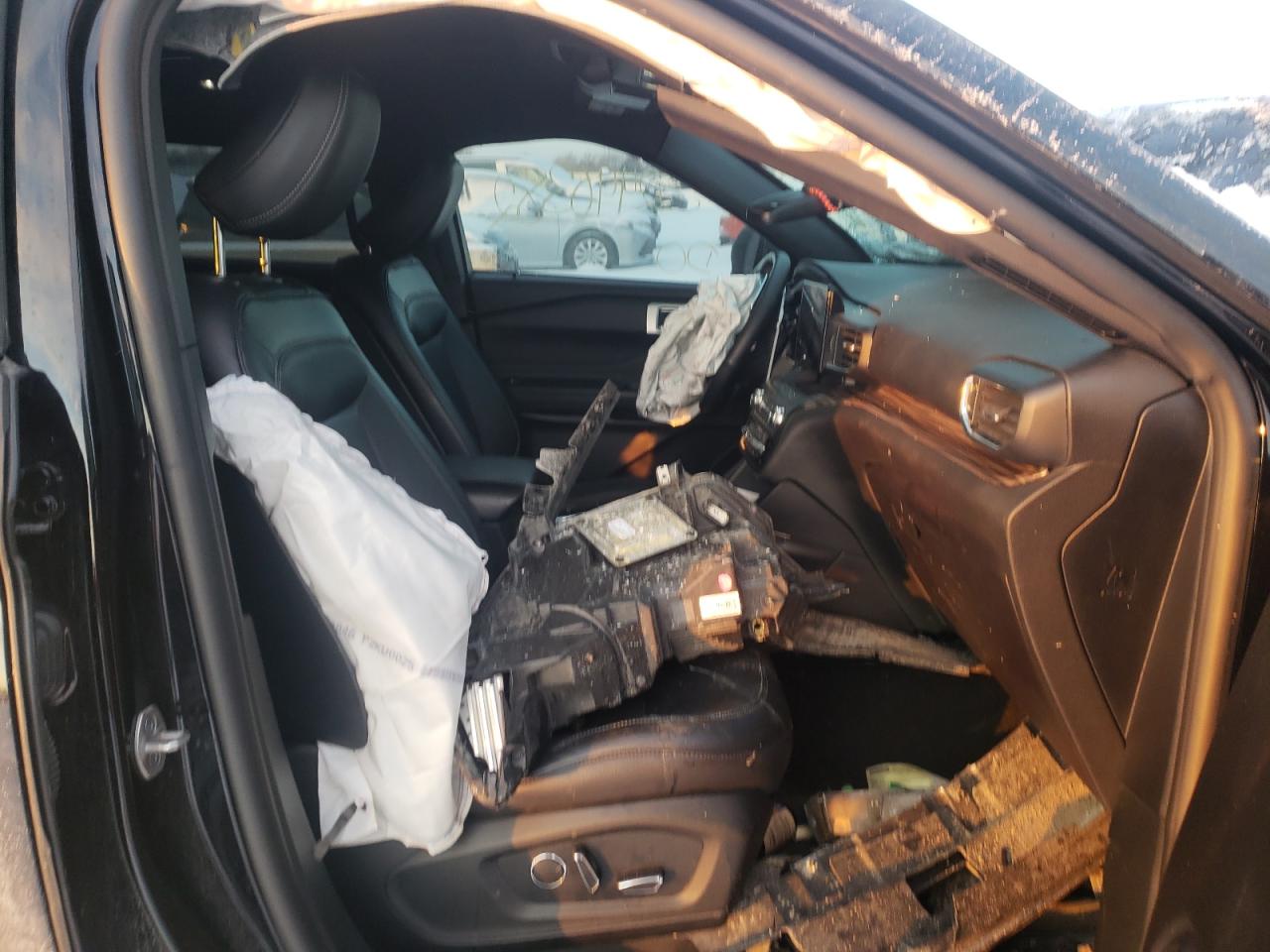 Photo 5 from auction – 2020 FORD EXPLORER L with VIN 1FMSK8FH0LGA25969