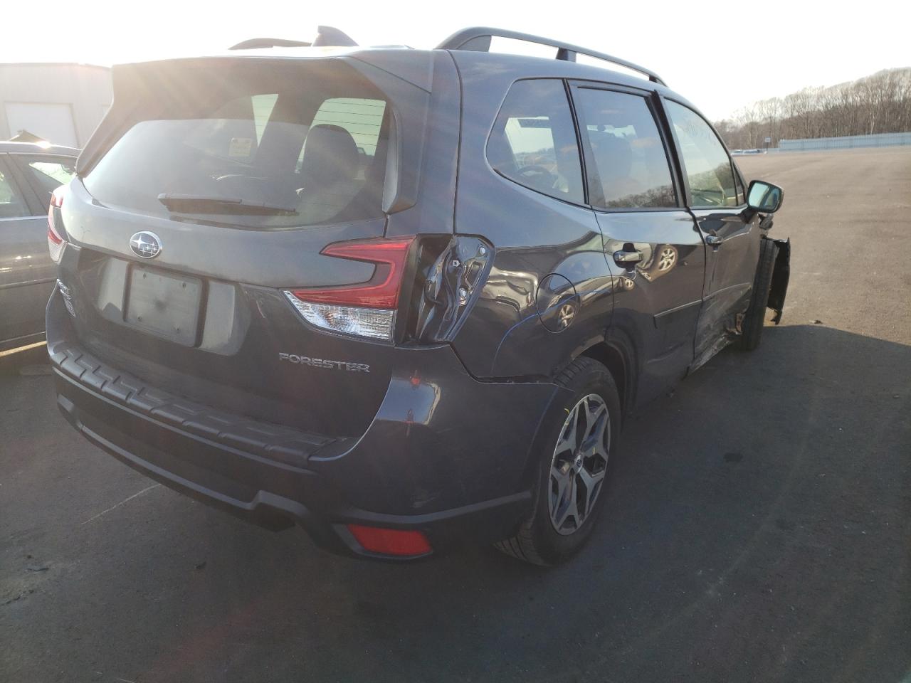 Photo 4 from auction – 2021 SUBARU FORESTER P with VIN JF2SKAJC9MH549223