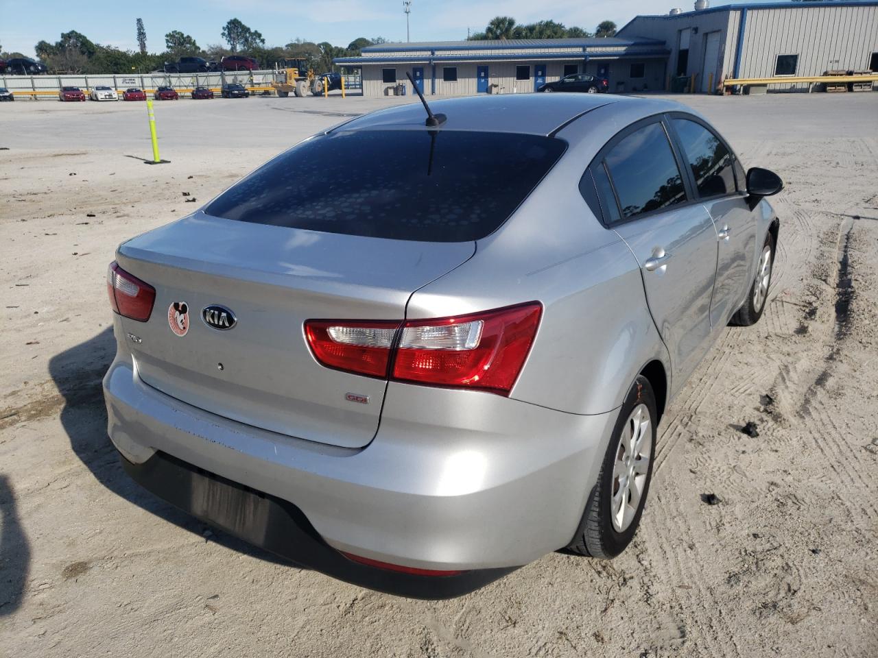 Photo 4 from auction – 2016 KIA RIO LX with VIN KNADM4A32G6663693