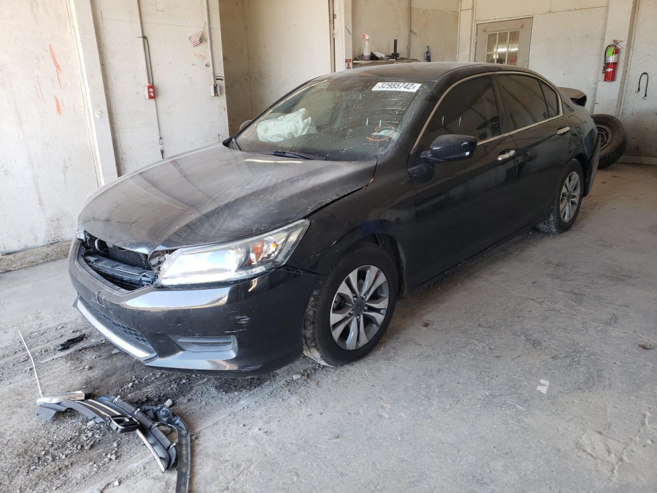 Photo 2 from auction – 2014 HONDA ACCORD LX with VIN 1HGCR2F33EA109460