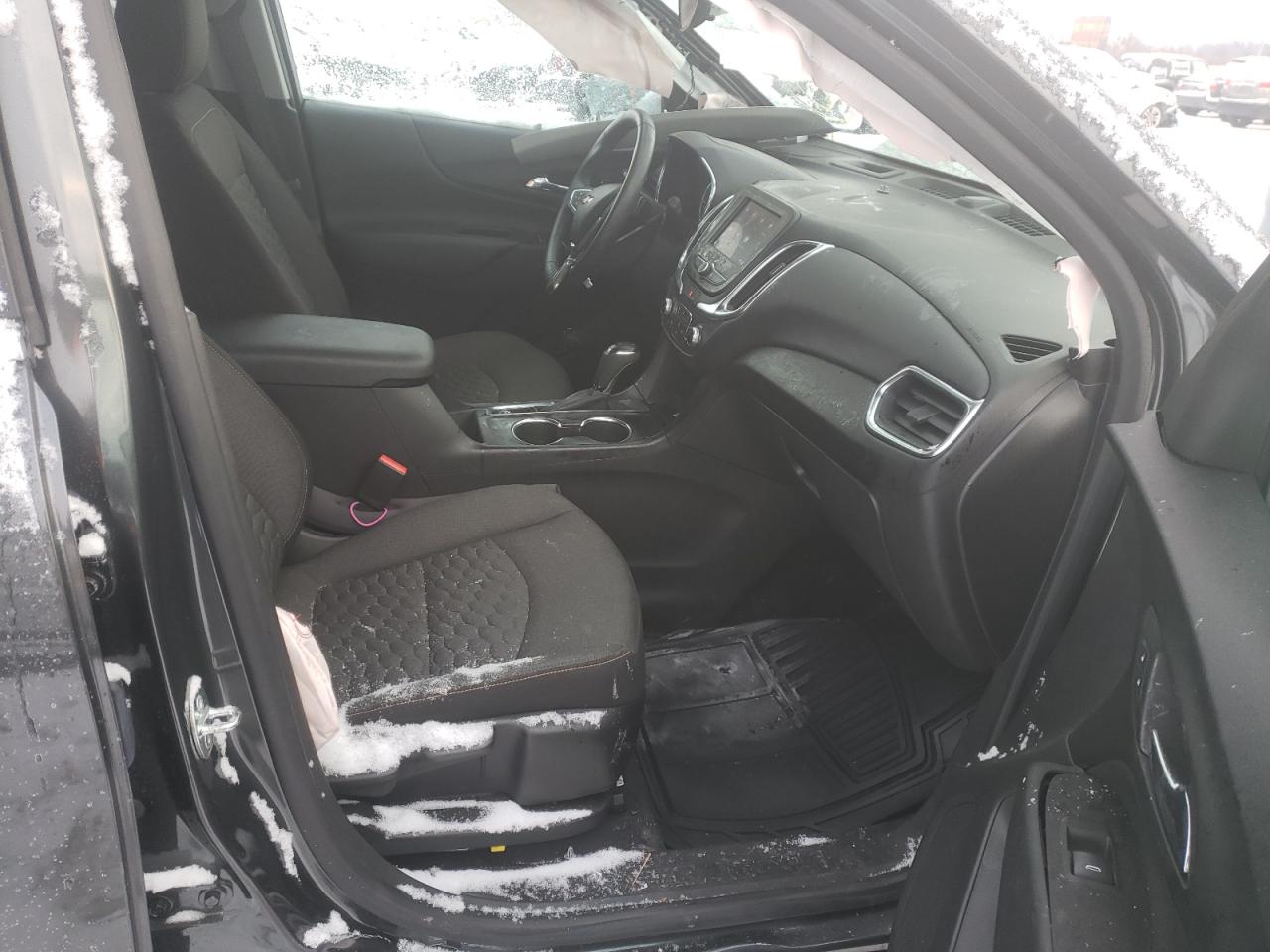 Photo 5 from auction – 2021 CHEVROLET EQUINOX LT with VIN 3GNAXKEVXML312682