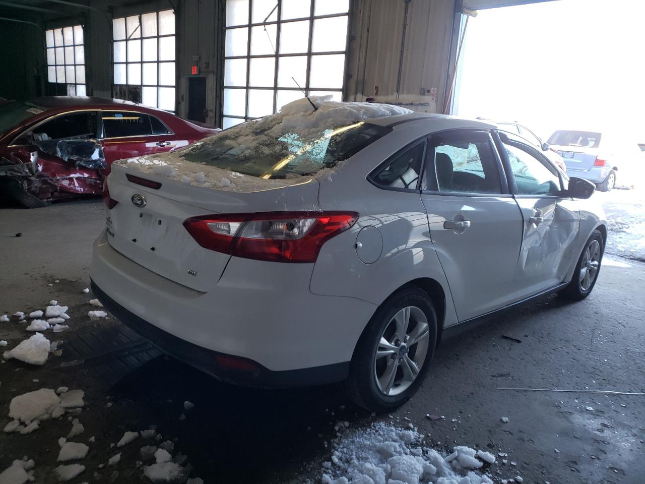 Photo 4 from auction – 2013 FORD FOCUS SE with VIN 1FADP3F27DL212203