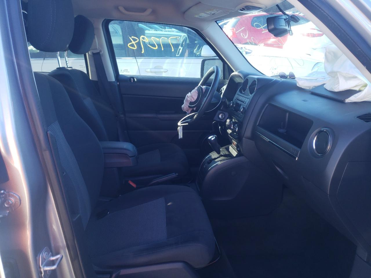 Photo 5 from auction – 2016 JEEP PATRIOT SP with VIN 1C4NJPBB4GD765287