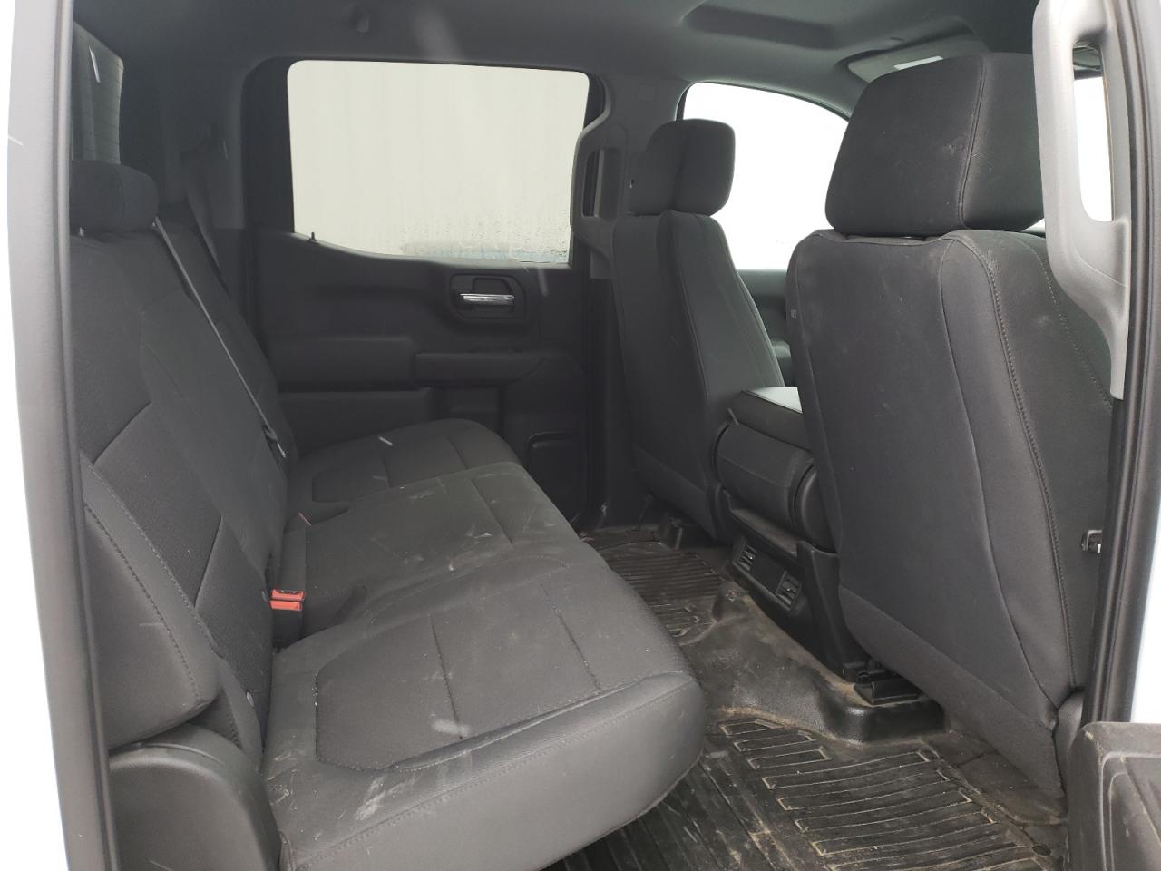 Photo 6 from auction – 2020 CHEVROLET SILVERADO with VIN 3GCUYAEF9LG169835