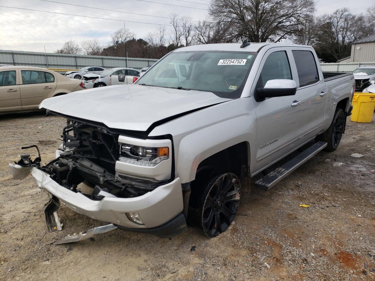 Photo 2 from auction – 2017 CHEVROLET SILVERADO with VIN 3GCUKSEC2HG339876