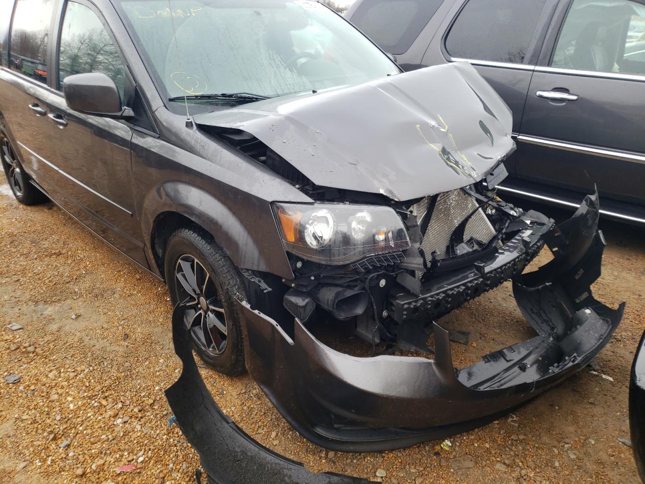 Photo 9 from auction – 2017 DODGE GRAND CARA with VIN 2C4RDGEG1HR765164