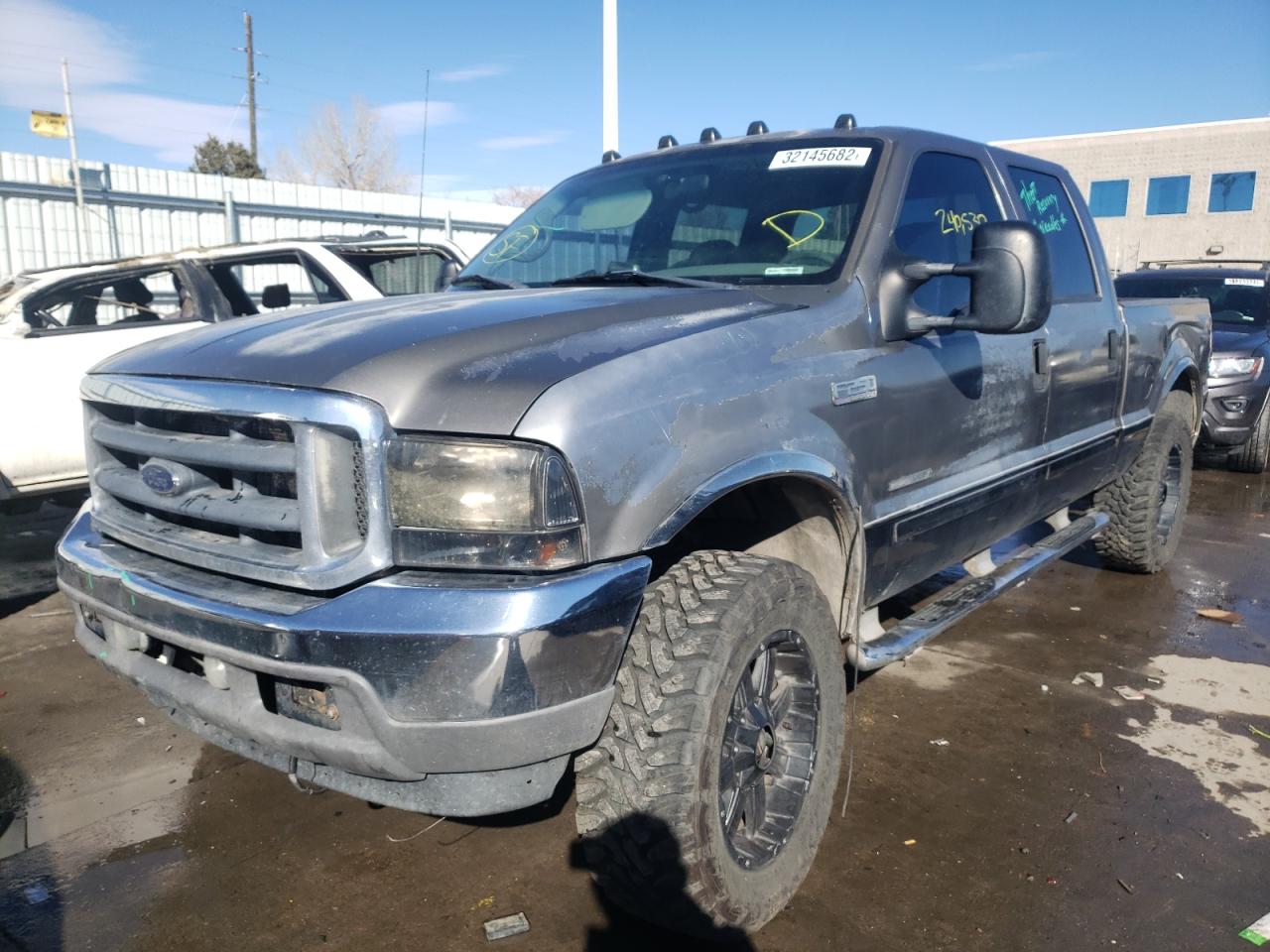 Photo 2 from auction – 2002 FORD F250 SUPER with VIN 1FTNW21F22EB49633