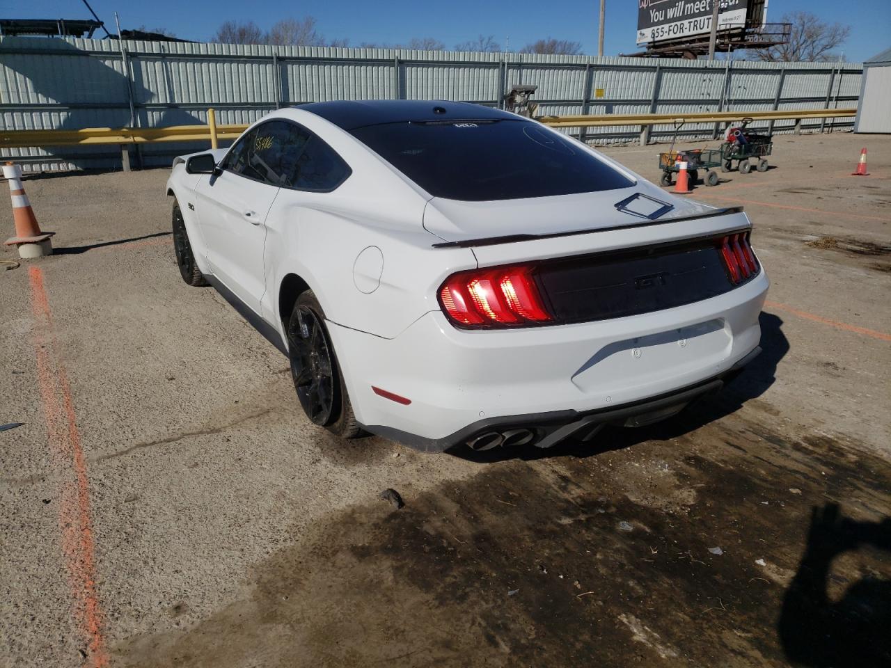 Photo 3 from auction – 2019 FORD MUSTANG GT with VIN 1FA6P8CF6K5196459