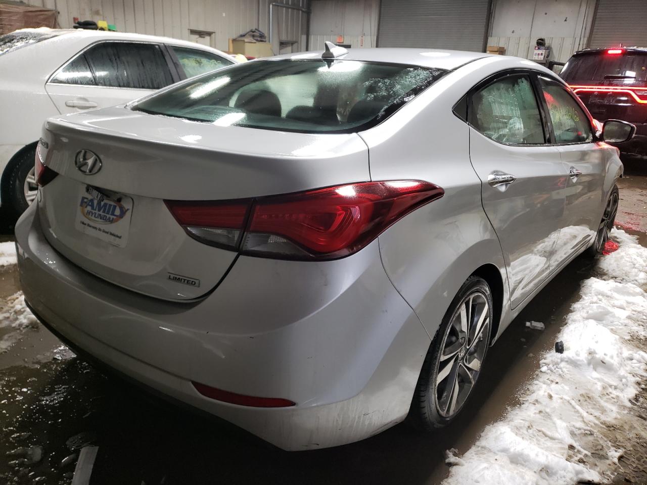 Photo 4 from auction – 2014 HYUNDAI ELANTRA SE with VIN KMHDH4AEXEU104650