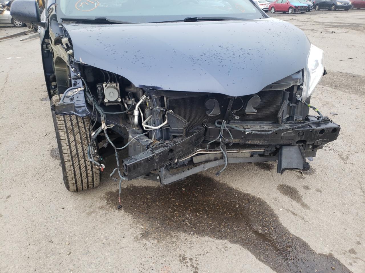 Photo 9 from auction – 2018 TOYOTA SIENNA XLE with VIN 5TDYZ3DC9JS928760