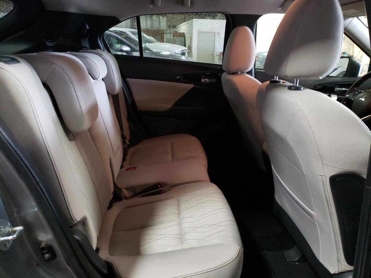 Photo 6 from auction – 2019 MITSUBISHI ECLIPSE CR with VIN JA4AT5AA1KZ023845