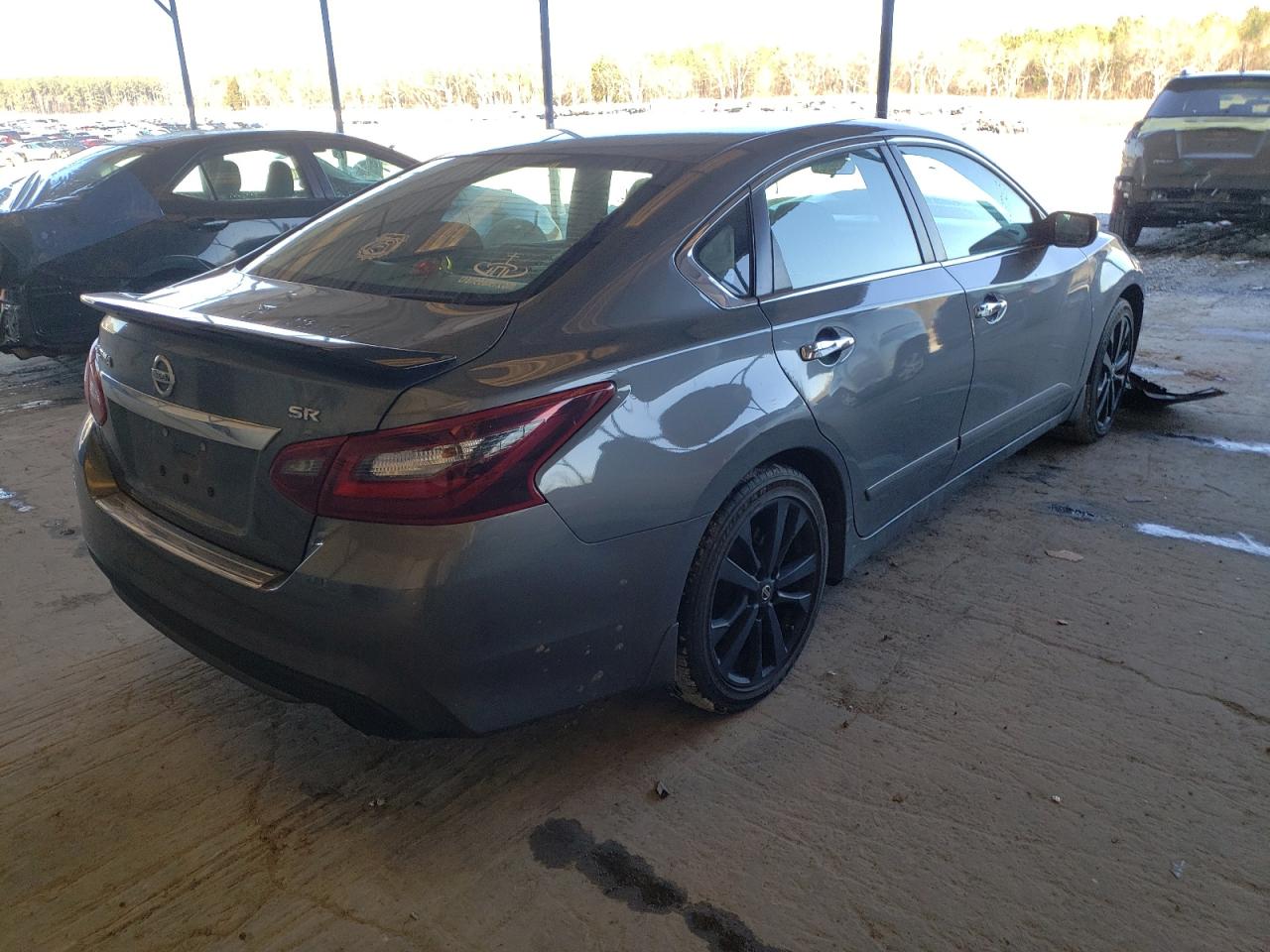 Photo 4 from auction – 2017 NISSAN ALTIMA 2.5 with VIN 1N4AL3AP8HC268108
