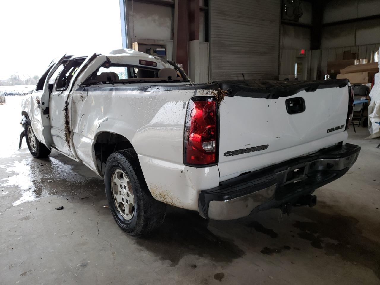 Photo 3 from auction – 2003 CHEVROLET SILVERADO with VIN 2GCEC19T031179472