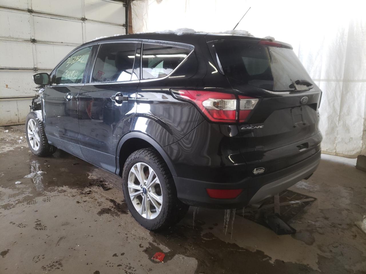 Photo 3 from auction – 2017 FORD ESCAPE SE with VIN 1FMCU9GD2HUD56741