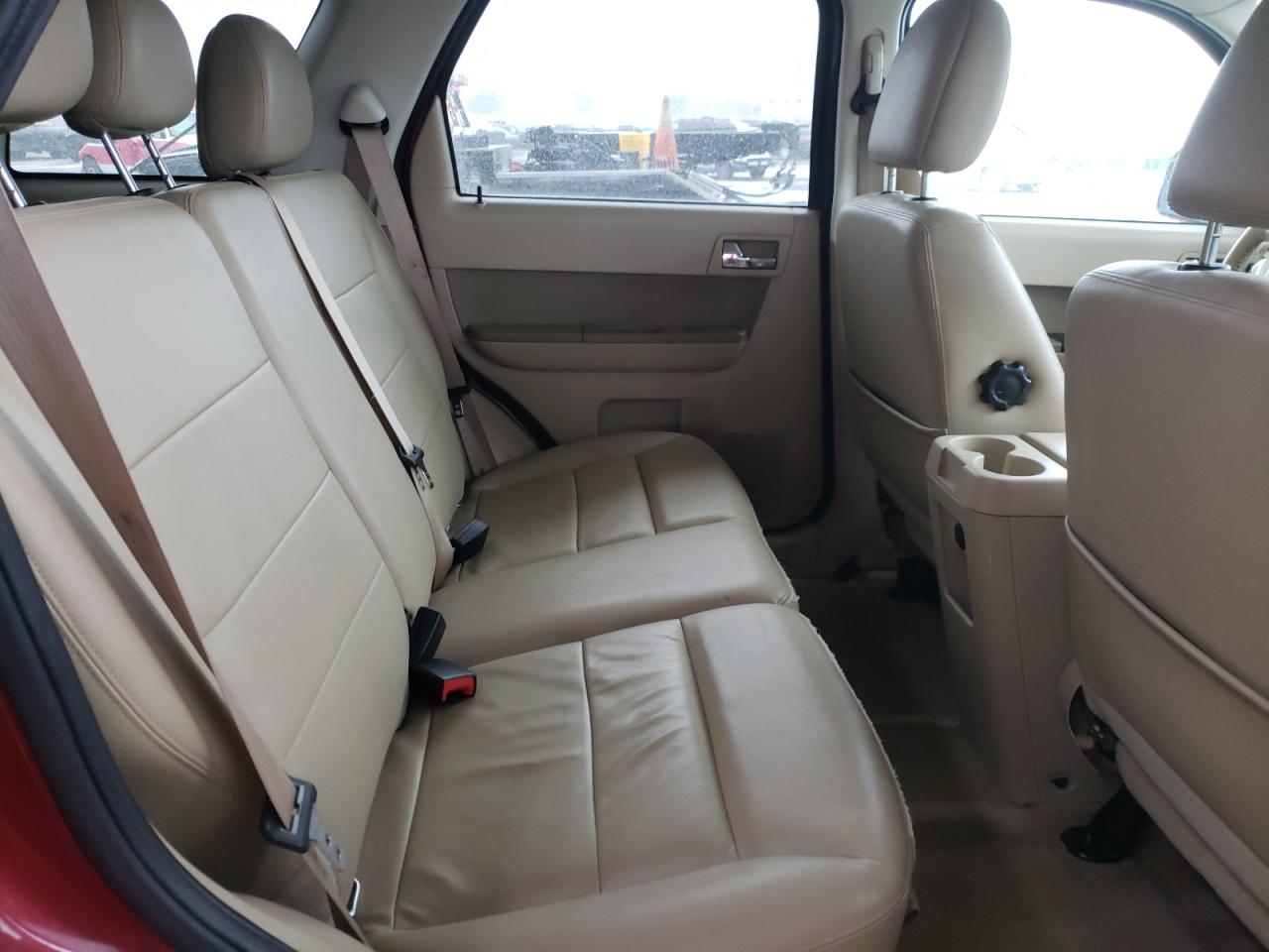 Photo 6 from auction – 2011 FORD ESCAPE LIM with VIN 1FMCU9EG9BKC43529