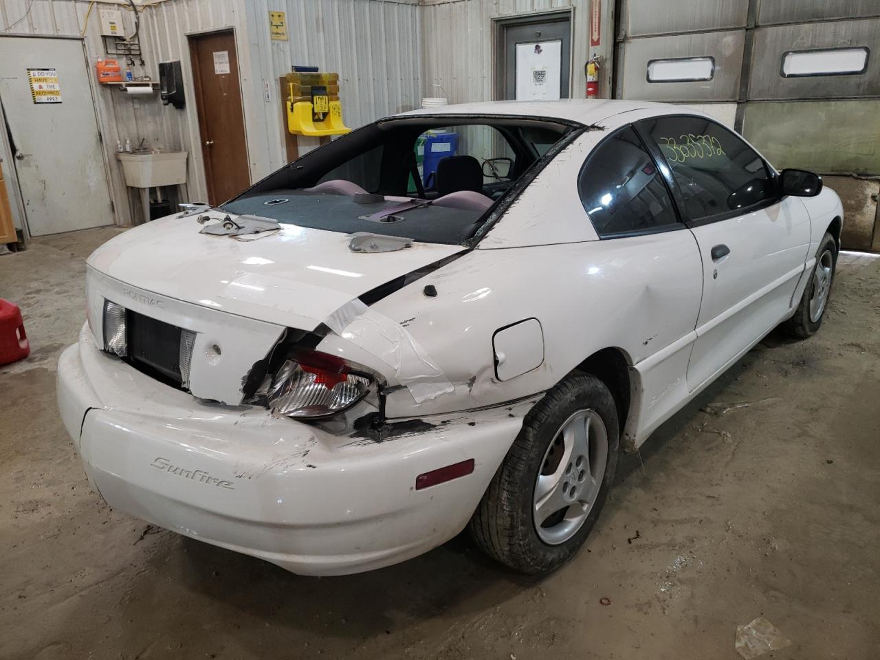 Photo 4 from auction – 2005 PONTIAC SUNFIRE with VIN 3G2JB12F55S201676