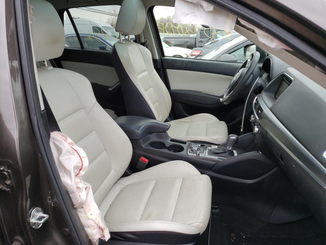 Photo 5 from auction – 2016 MAZDA CX-5 GT with VIN JM3KE4DY8G0787184
