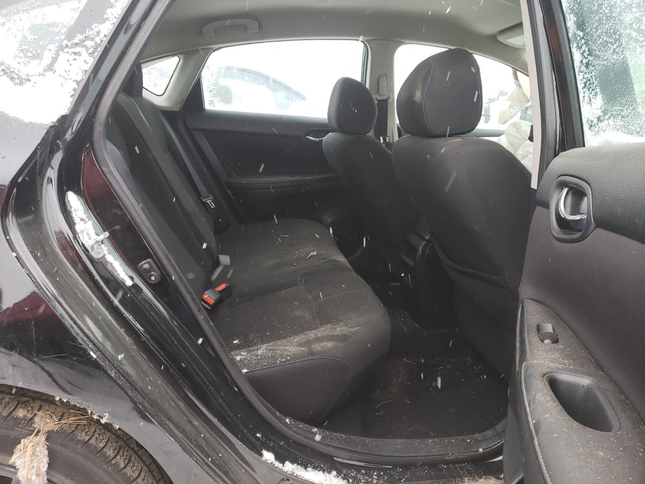 Photo 6 from auction – 2018 NISSAN SENTRA S with VIN 3N1AB7AP4JY326431