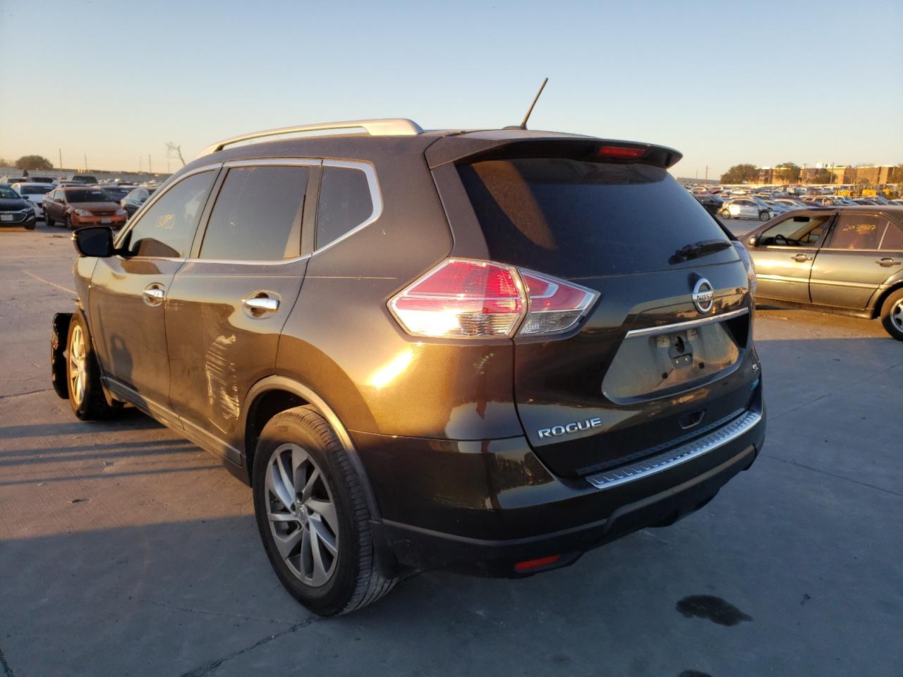 Photo 3 from auction – 2014 NISSAN ROGUE S with VIN 5N1AT2MT0EC766565