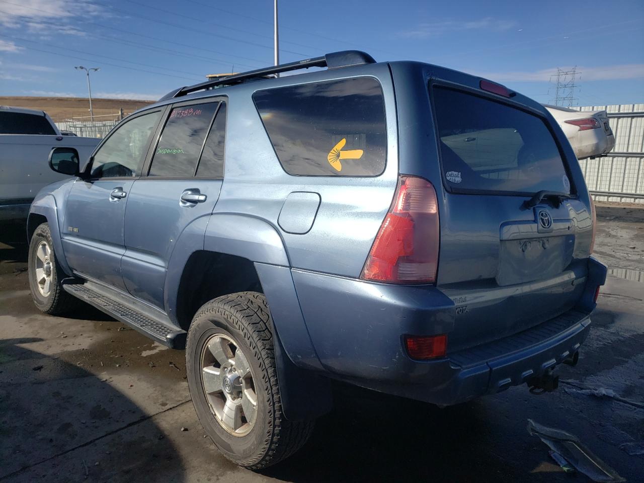 Photo 3 from auction – 2005 TOYOTA 4RUNNER SR with VIN JTEBU14R450078358