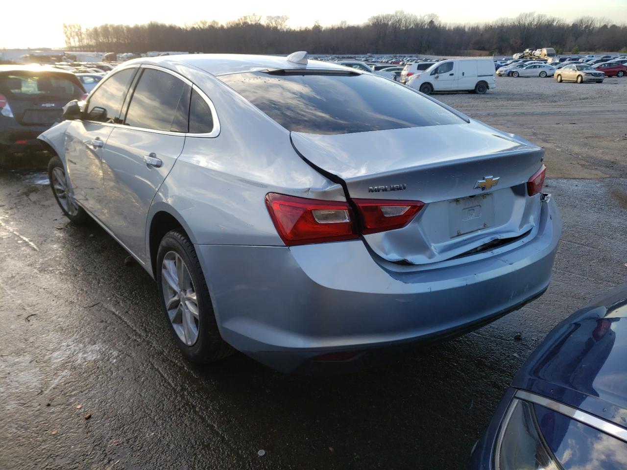 Photo 3 from auction – 2018 CHEVROLET MALIBU LT with VIN 1G1ZD5ST7JF174381