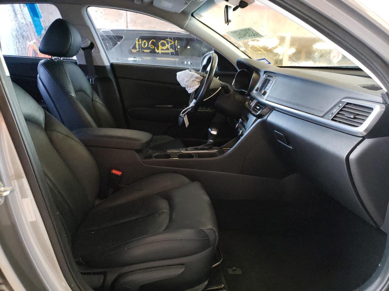 Photo 5 from auction – 2016 KIA OPTIMA EX with VIN 5XXGU4L36GG064262