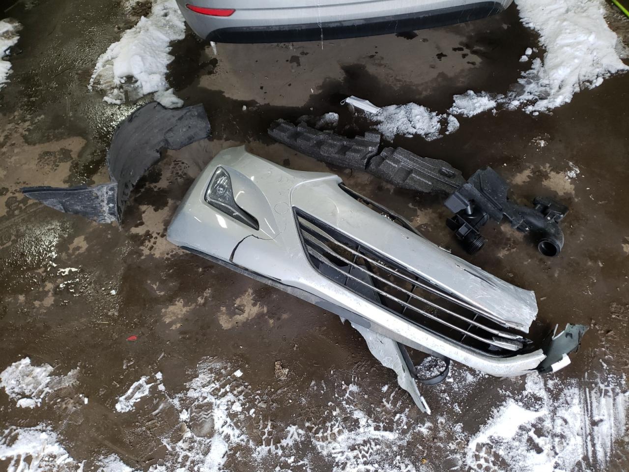 Photo 9 from auction – 2014 HYUNDAI ELANTRA SE with VIN KMHDH4AEXEU104650
