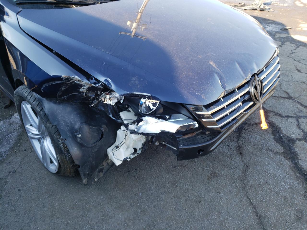 Photo 9 from auction – 2012 VOLKSWAGEN PASSAT SEL with VIN 1VWCN7A33CC087991
