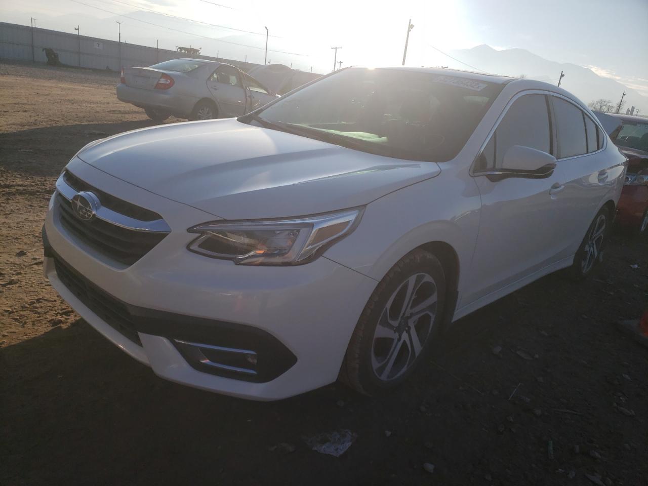 Photo 2 from auction – 2020 SUBARU LEGACY LIM with VIN 4S3BWAN61L3013613