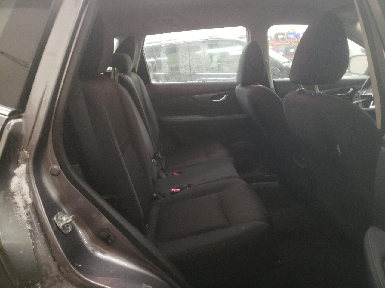 Photo 6 from auction – 2018 NISSAN ROGUE S with VIN KNMAT2MVXJP576670