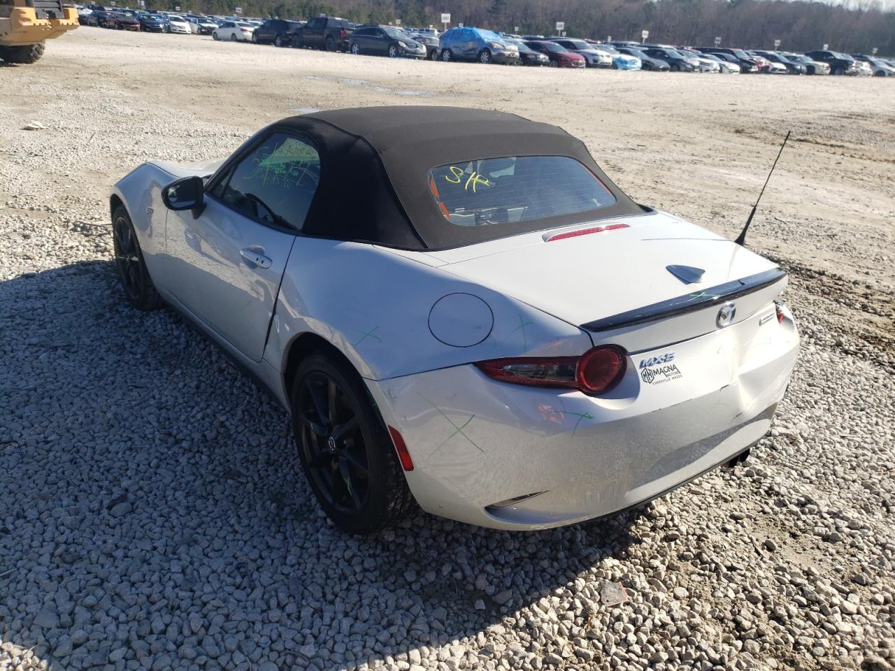 صورة رقم 3 من المزاد - 2016 MAZDA MX-5 MIATA مع VIN JM1NDAC79G0103548