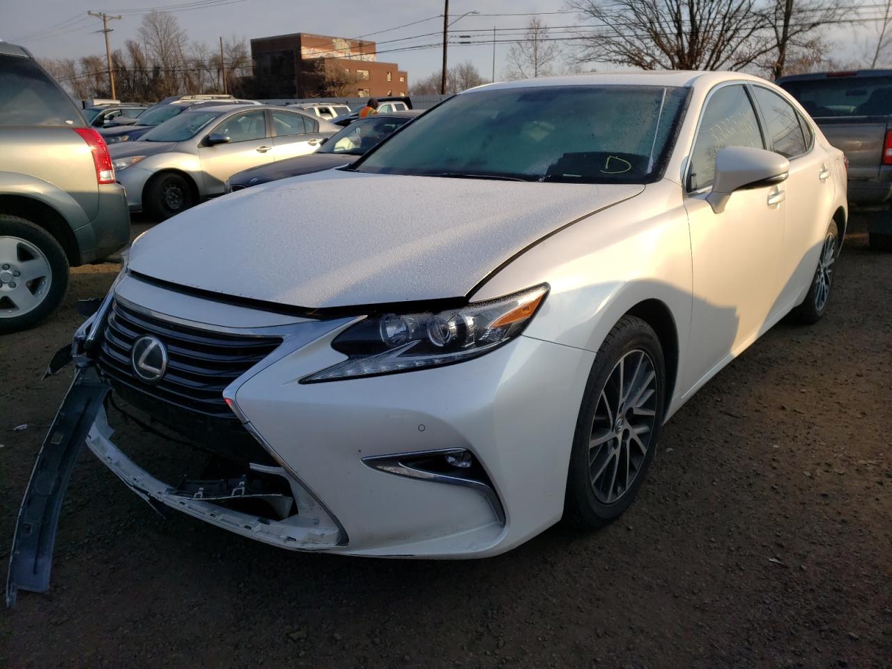 Photo 2 from auction – 2016 LEXUS ES 350 with VIN 58ABK1GG5GU020652