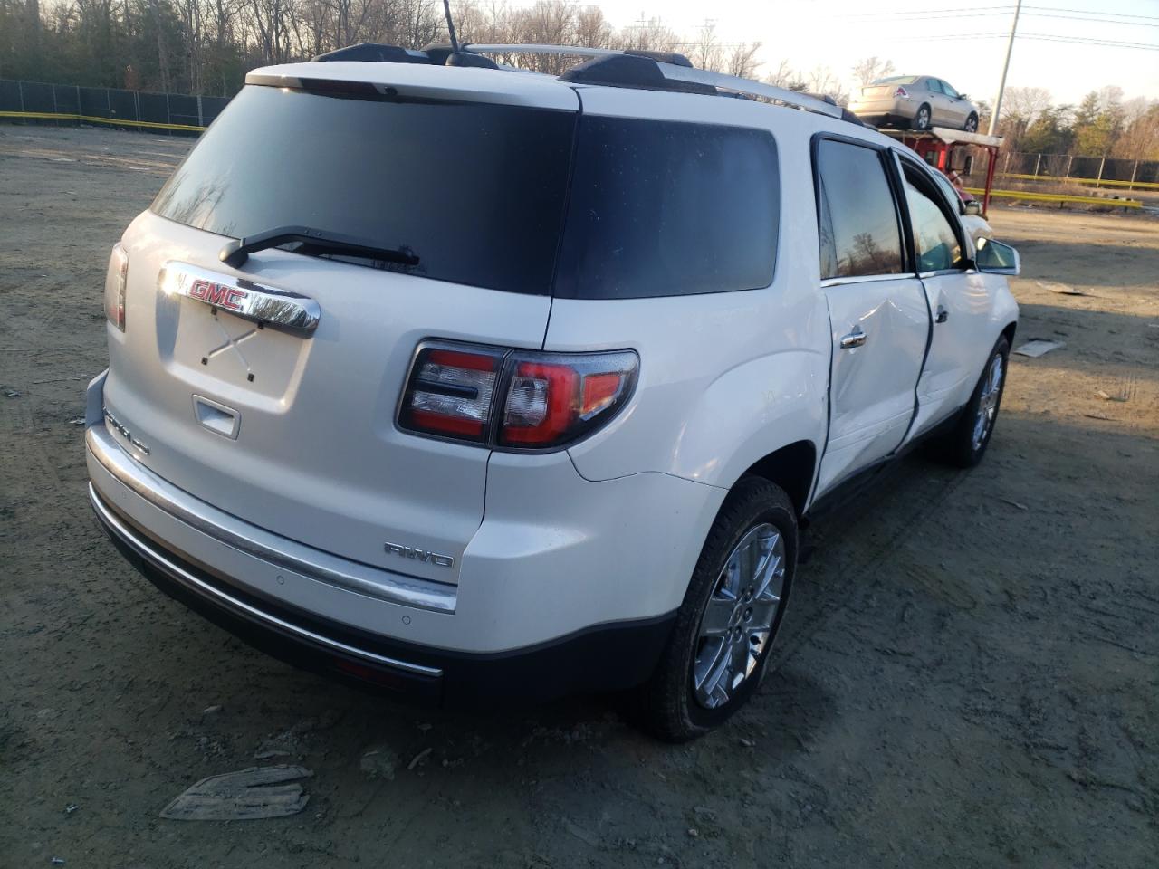 Photo 4 from auction – 2017 GMC ACADIA with VIN 1GKKVSKD2HJ275417
