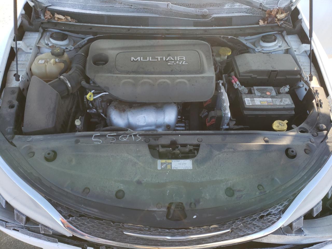 Photo 7 from auction – 2015 CHRYSLER 200 LIMITE with VIN 1C3CCCAB4FN596834