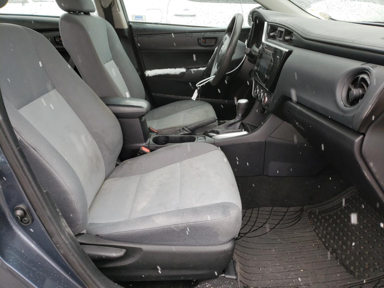 Photo 5 from auction – 2017 TOYOTA COROLLA L with VIN 2T1BURHE0HC920861