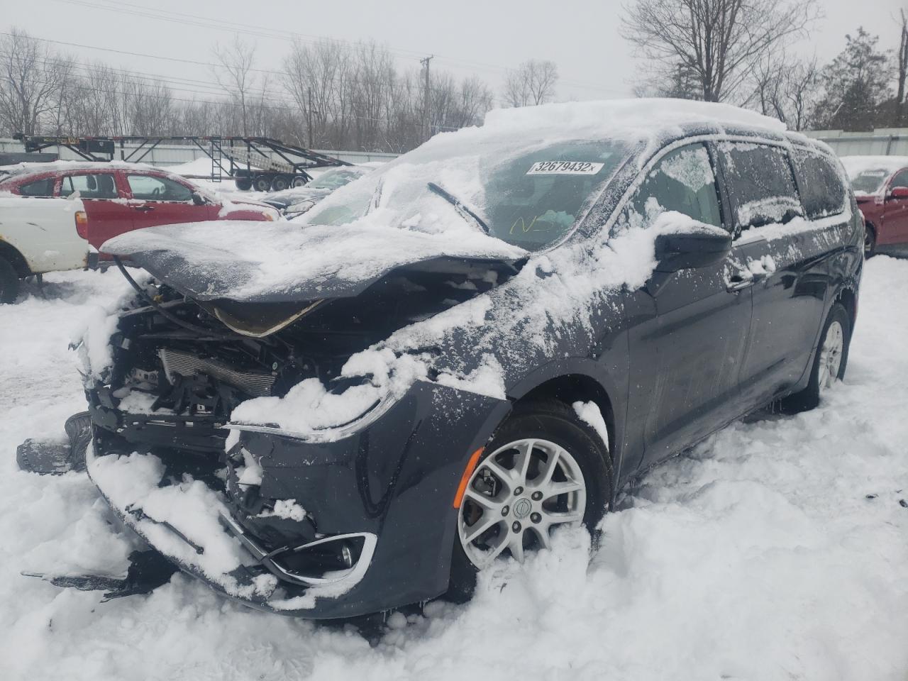 Photo 2 from auction – 2020 CHRYSLER PACIFICA T with VIN 2C4RC1FG8LR267034