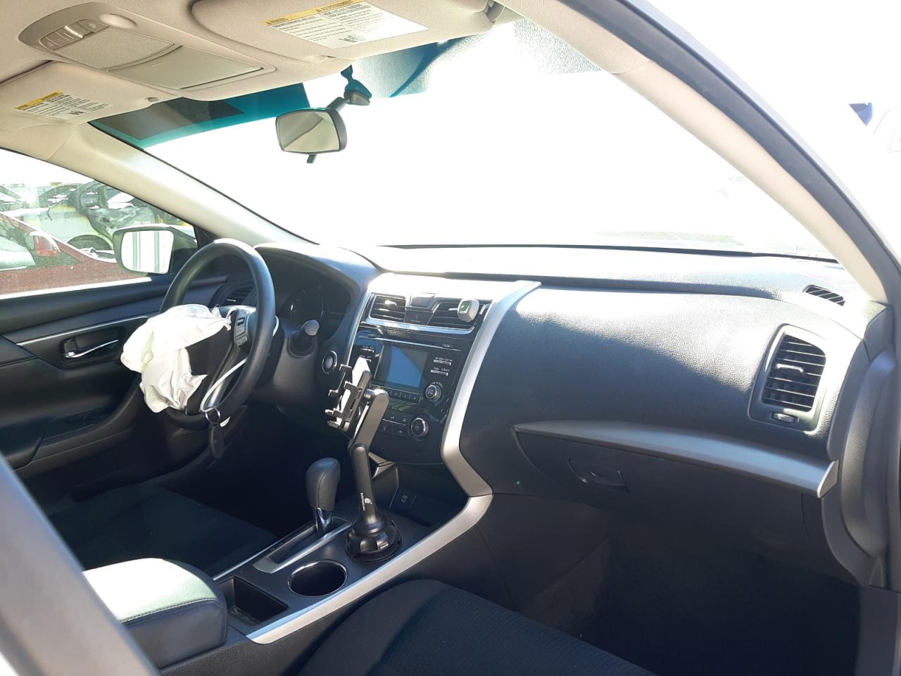 Photo 9 from auction – 2015 NISSAN ALTIMA 2.5 with VIN 1N4AL3AP3FC480993