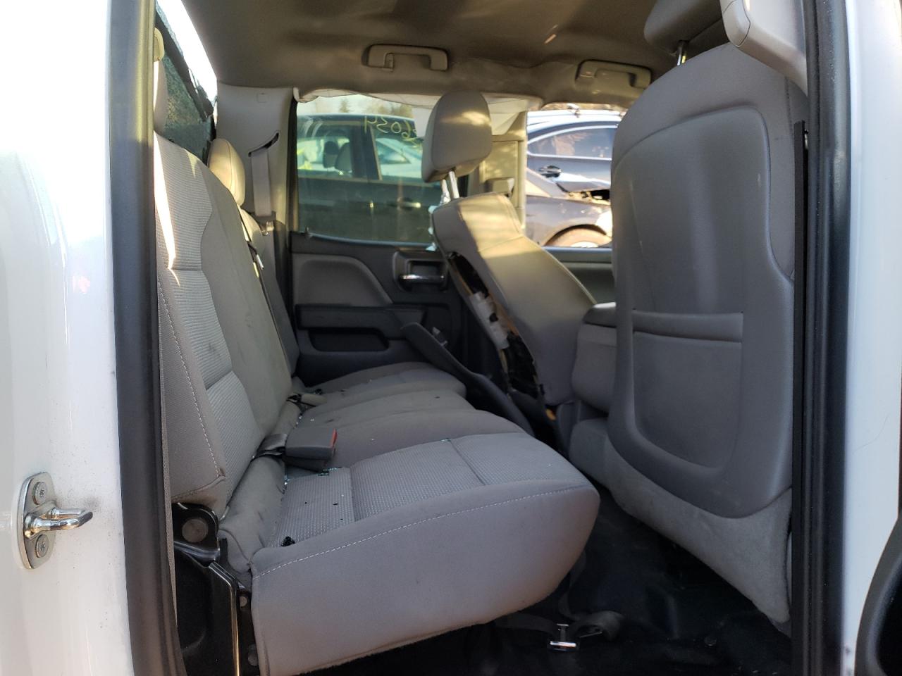 Photo 6 from auction – 2015 CHEVROLET SILVERADO with VIN 1GCVKPEC2FZ273571