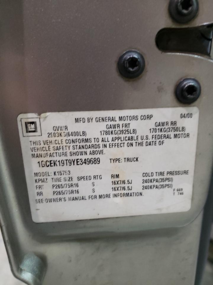 Photo 10 from auction – 2000 CHEVROLET SILVERADO with VIN 1GCEK19T9YE349689