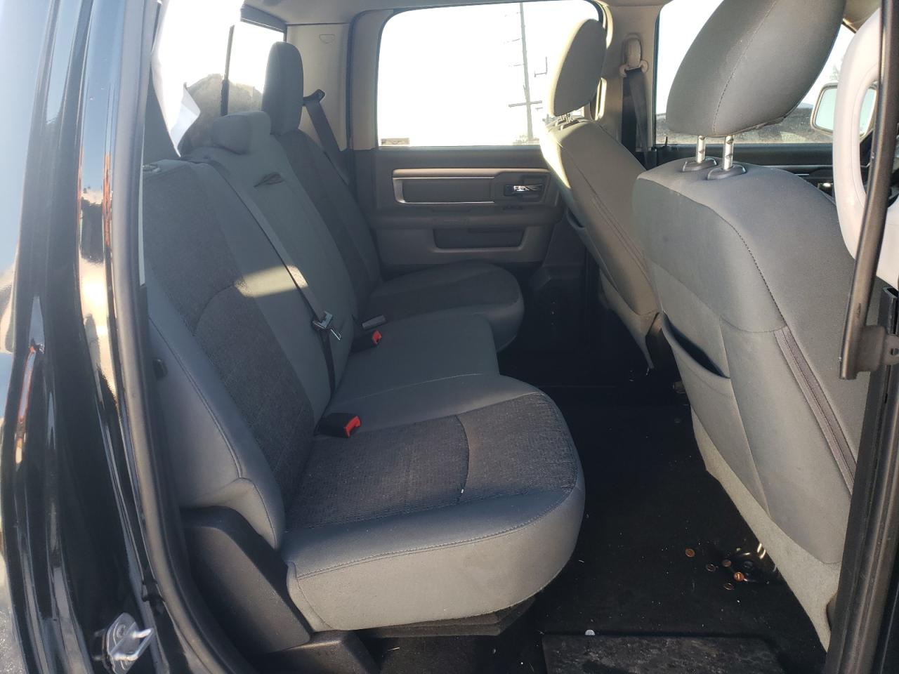 Photo 6 from auction – 2016 RAM 1500 SLT with VIN 3C6RR7LT2GG250171