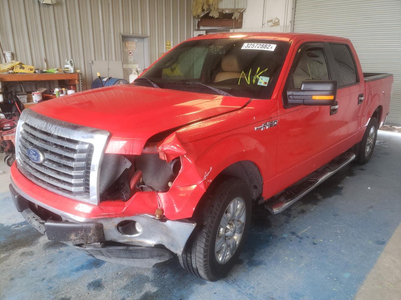 Photo 2 from auction – 2011 FORD F150 SUPER with VIN 1FTFW1CF6BFC75323