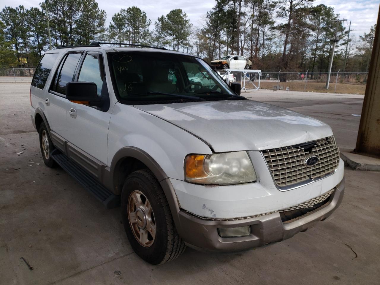 FORD EXPEDITION 2003 with VIN 1FMFU17L33LA63905 - Photo from auction