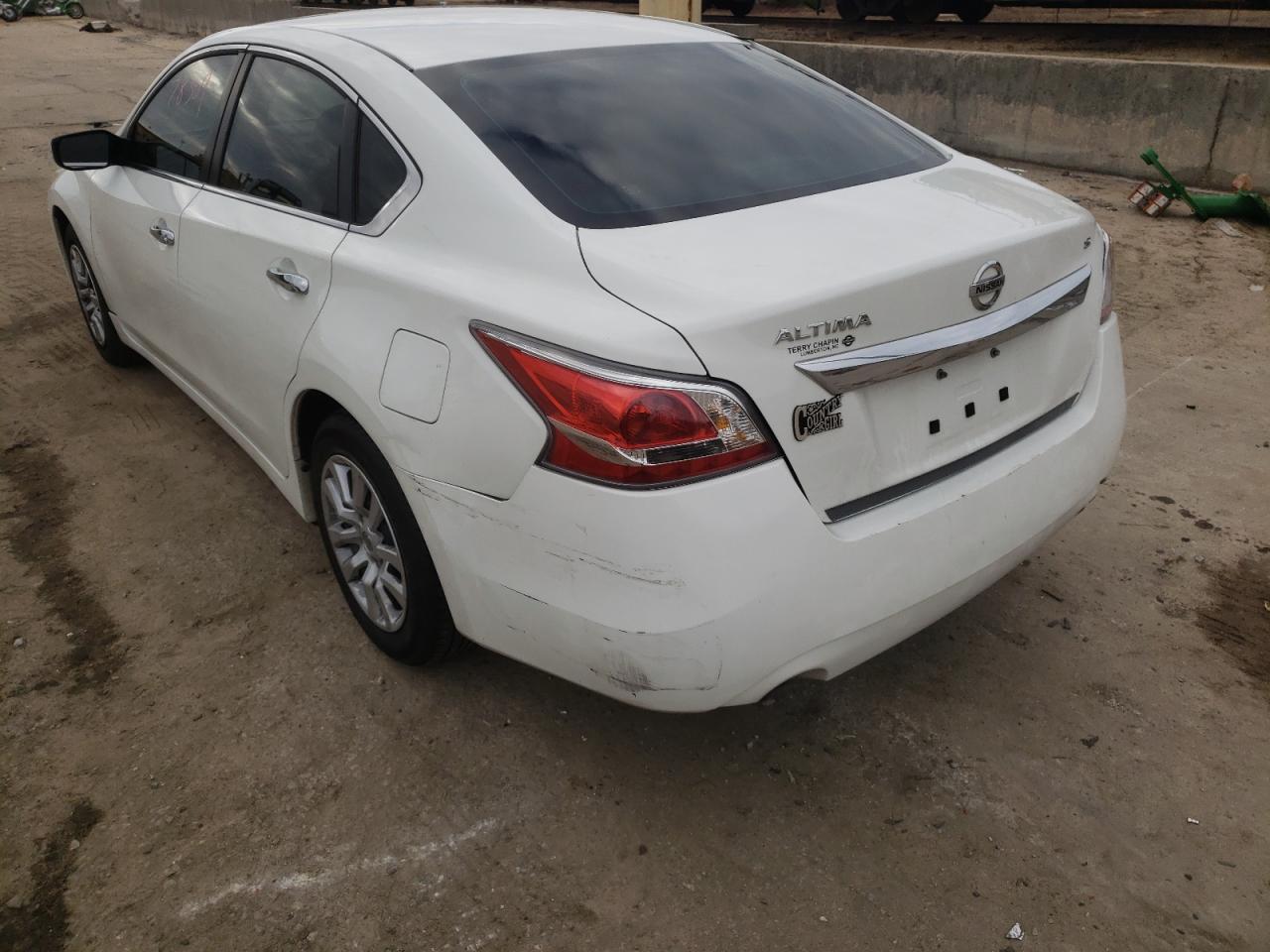 Photo 3 from auction – 2015 NISSAN ALTIMA 2.5 with VIN 1N4AL3AP5FC415997