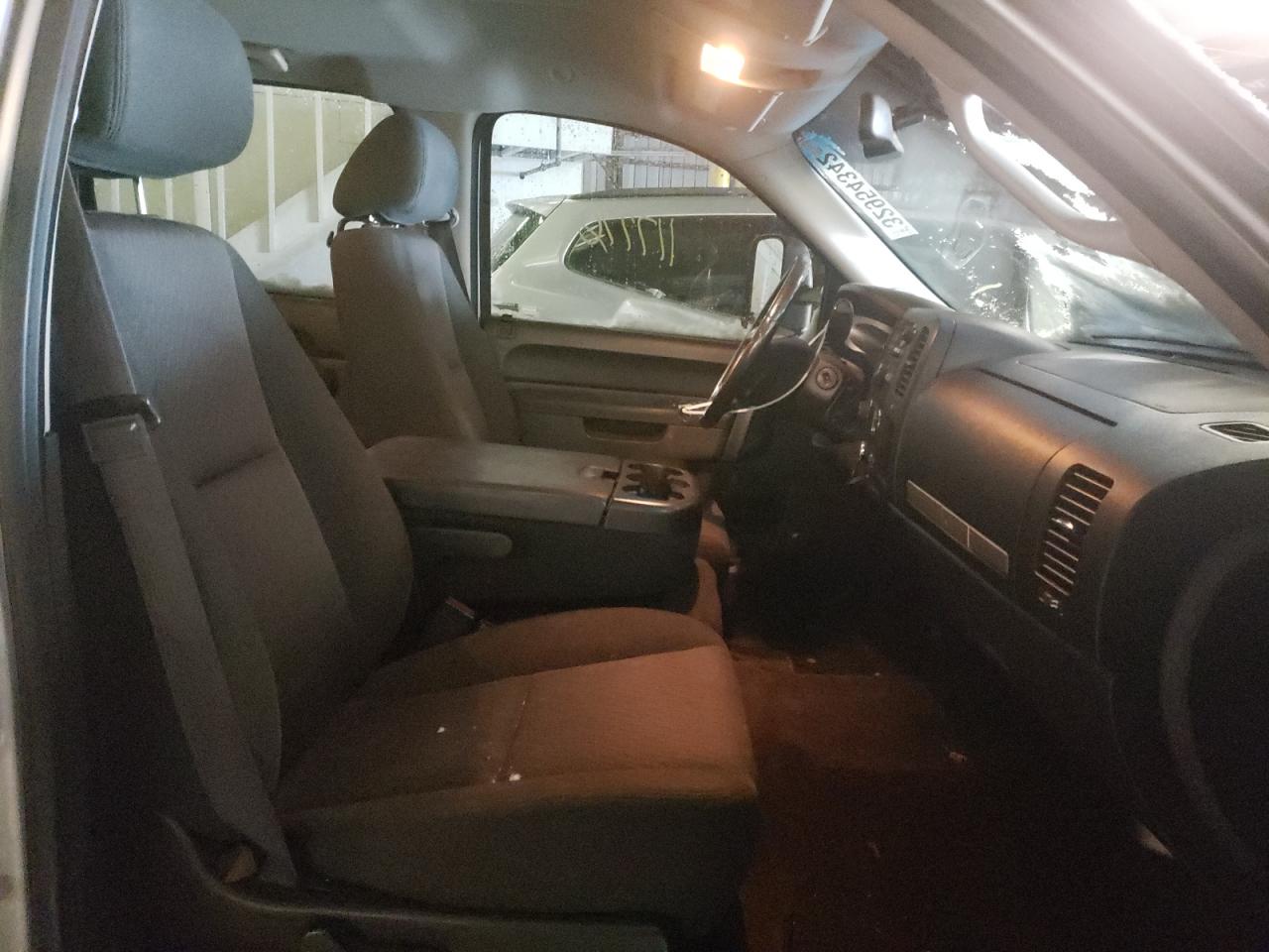 Photo 5 from auction – 2013 GMC SIERRA K25 with VIN 1GT120C80DF169048