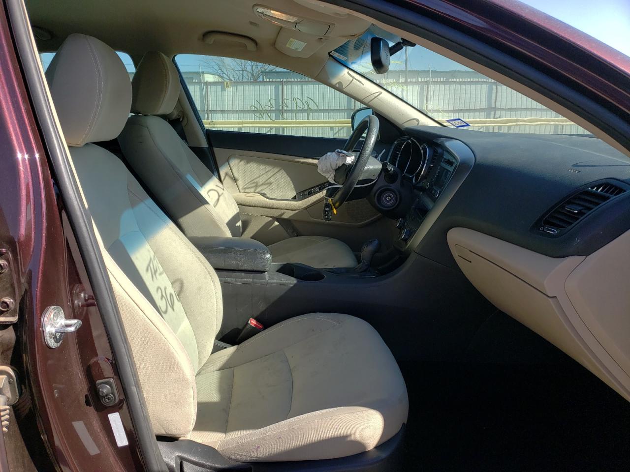 Photo 5 from auction – 2013 KIA OPTIMA LX with VIN 5XXGM4A79DG243994