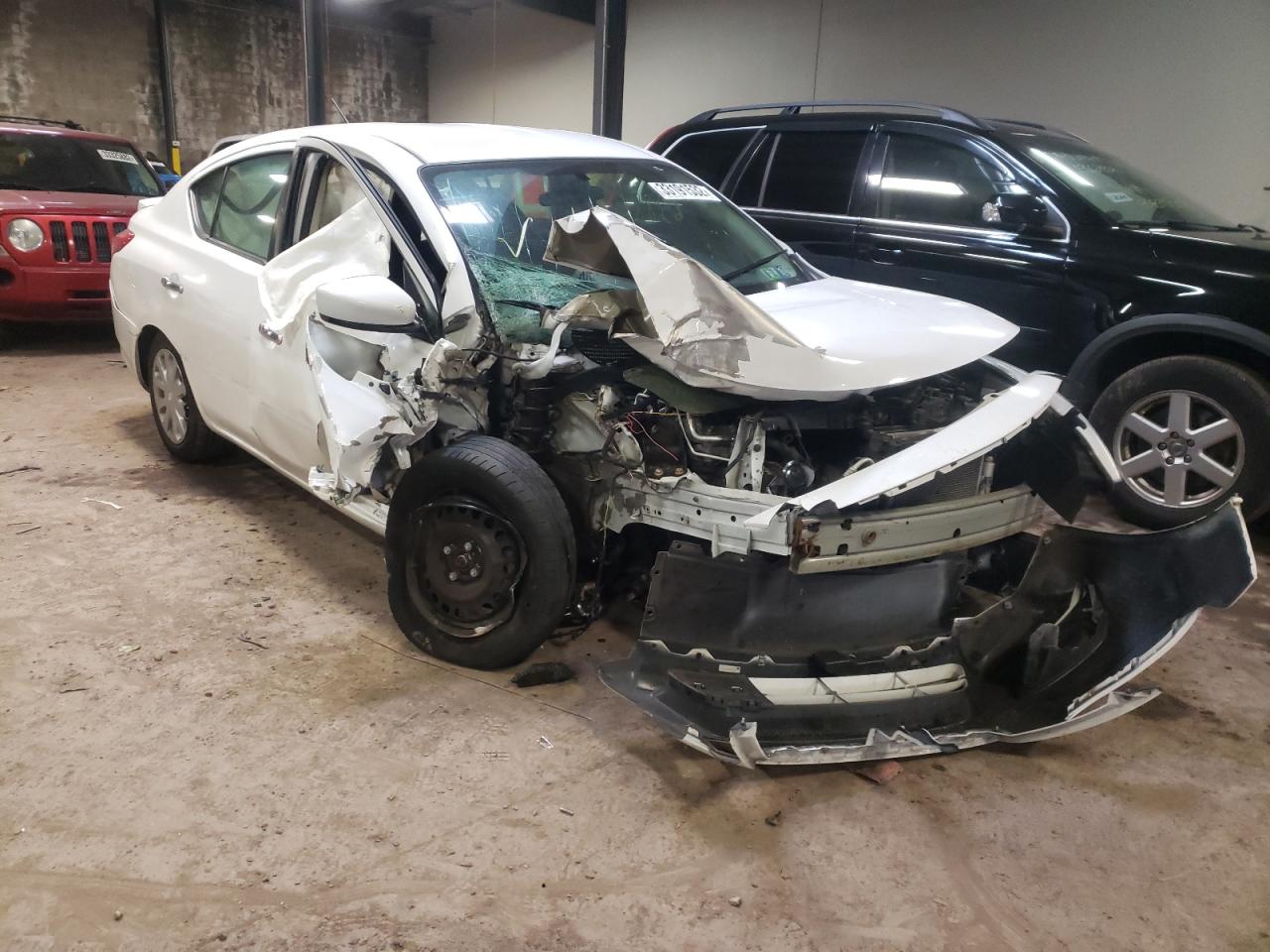 NISSAN VERSA S 2019 with VIN 3N1CN7AP4KL868658 - Photo from auction