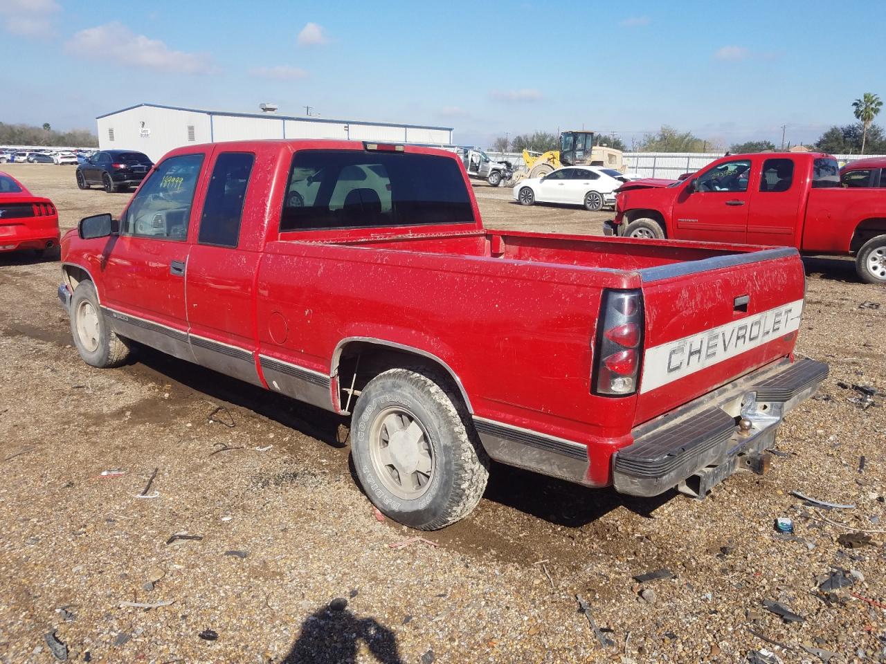 Photo 3 from auction – 1997 CHEVROLET GMT-400 C1 with VIN 2GCEC19R8V1109743