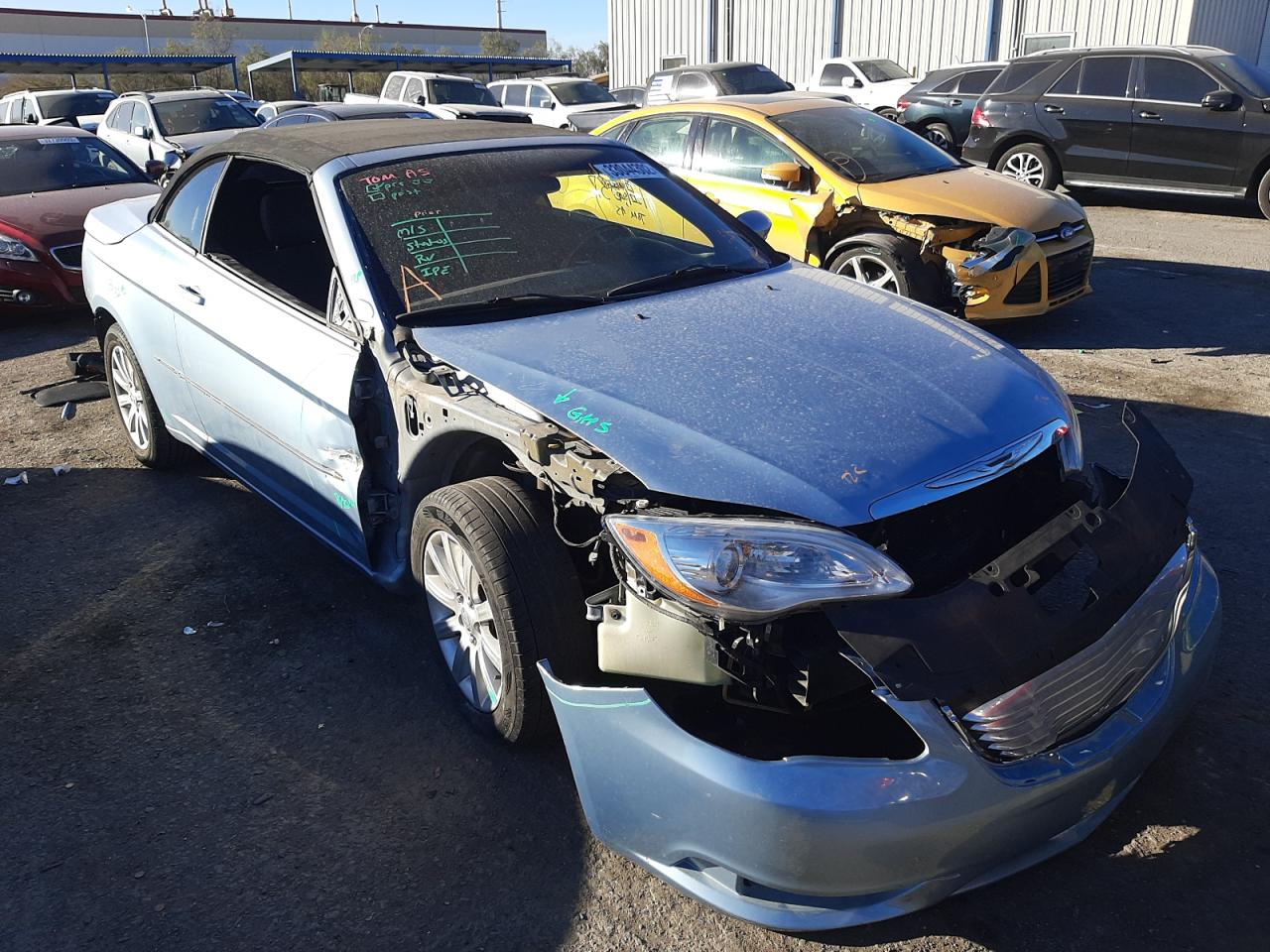 CHRYSLER 200 TOURIN 2012 with VIN 1C3BCBEG5CN281533 - Photo from auction